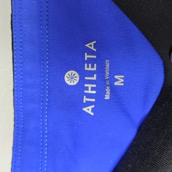 Athleta Capri Leggings Woman’s Size M - Picture 7 of 8